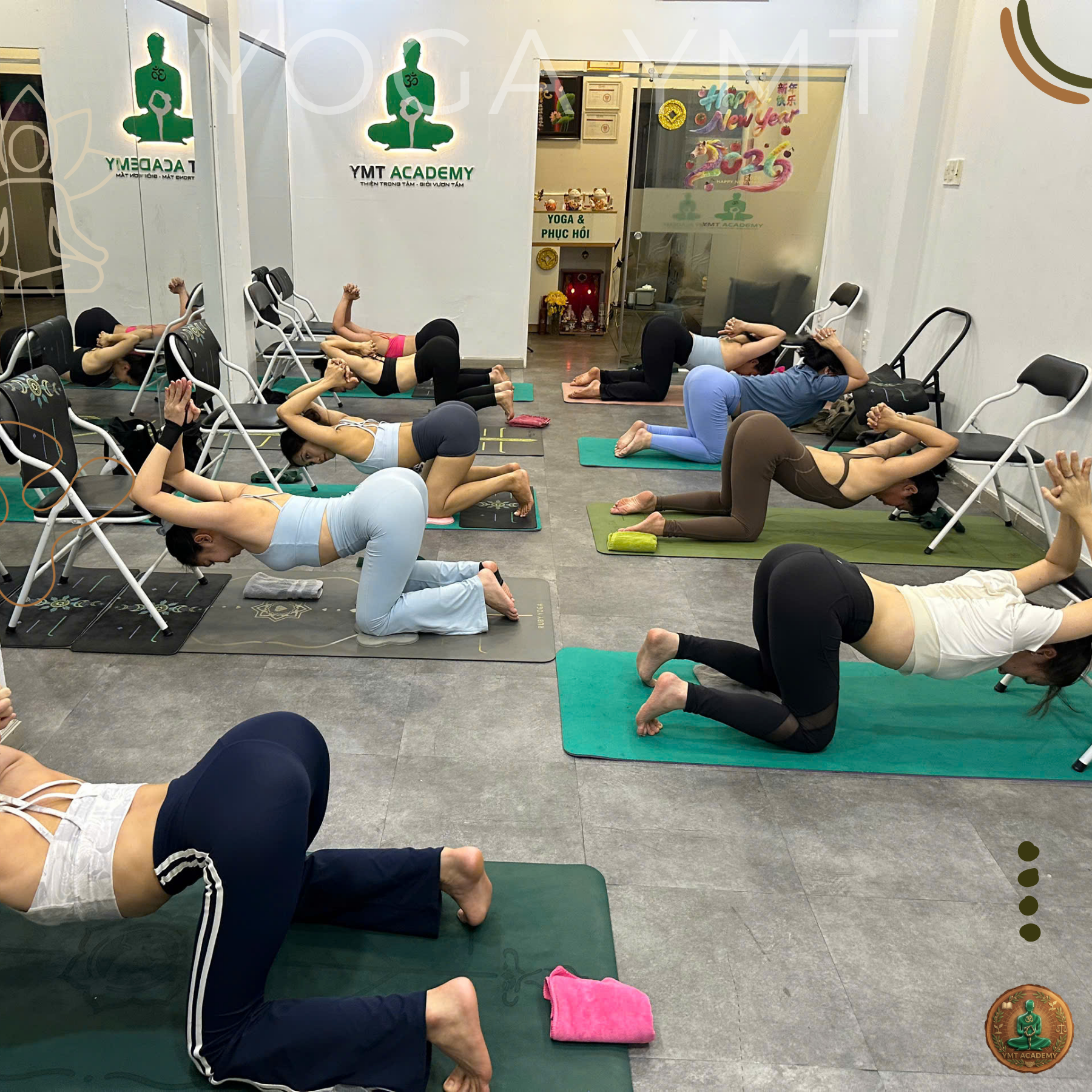 Không gian học Yoga Phục Hồi YMT