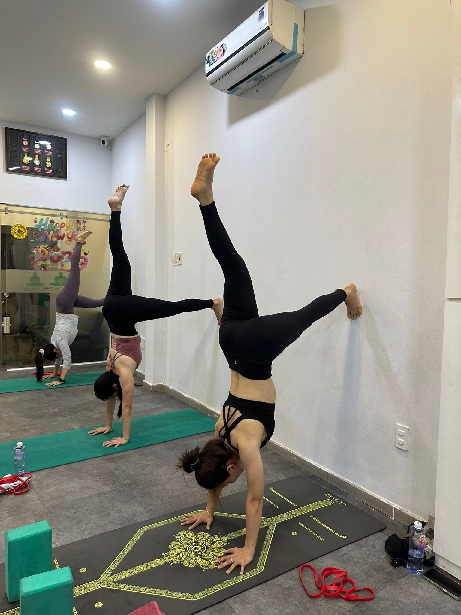 Học viên tham gia đào tạo HLV Yoga chuyên sâu